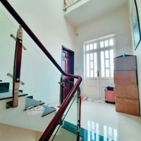 Chính Chủ Gửi Bán Nhà Phố 3 Tầng - Khu Big C Go - Khu Compoud Bảo Vệ Canh 24