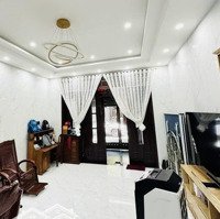 Chủ Gửi Bán Căn Nhà Tâm Huyết,4 Tầng, Mặt Tiền Đường Hoàng Thúc Trâm, Hải Châu, Đà Nẵng.