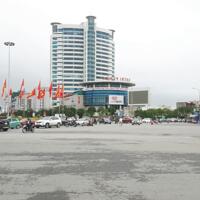 Cho thuê tòa nhà MT: 17m DT: 425m2 nhà 6 tầng phố Lê Hồng Phong