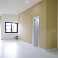 Nhà 990 Triệu Ngay Mặt Tiền Đt 743 Tp Thuận An. Trả Góp 30 Năm. Đang Cho Thuê 12 Tr/ Tháng