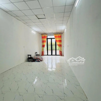 Cho Thuê Nhà Trệt Kdc Cty 8, 1 Phòng Ngủ, Nhà Mới Bê Sơn Sửa, Lộ 19M, Sân Oto, Đông Bắc