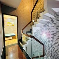Bán căn nhà 2 lầu khu dân cư Tân Hiệp Tân Uyên Bình Dương sổ hồng riêng