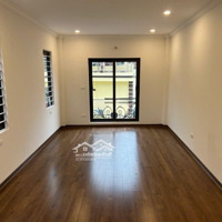 Bán Nhà Thạch Bàn Long Biên, Ngõ Thông, Gara Ô Tô, Thang Máy, Giá Chỉ 7.X Tỷ