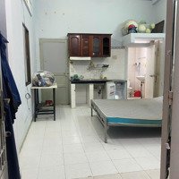 Chính Chủ Cho Thuê Nhà Nguyên Căn 2 Mặt Hẻm Gần Chợ Hoàng Hoa Thám, Tân Bình