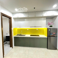 Siểu Phẩm 2 Ngủ- 2 Vệ Sinhtoà Cầu Giấy Center Pointdiện Tích65M2, Full Đồ Nội Thất,Tầng Trung View Thoáng