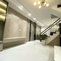 Bán Nhà Quan Hoa, Cầu Giấy _ Nhà Đẹp Ở Ngay _ Ngõ Nông Gần Phố _ 42M2 Mặt Tiền Rộng Nhỉnh 10Tỷ