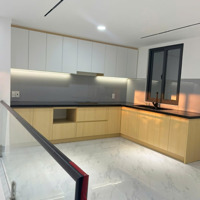 Nhà Đẹp Mới Hoàn Thiện Gần Tp Mới Bình Dương