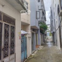 Bán Nhà 2 Tầng, Kẹp Dãy Trọ, Ngang 8M