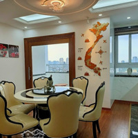 Cần Bán Căn Hộ Chung Cư 3 Phòng Ngủtòa F4 Trung Kính. Giá Bán 6,3 Tỷ Ctl. Liên Hệ: 0944928865