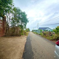 Bán Gấp 1,1 Sào Đất Tại Hồ Đá Bàng Cách Bà Rịa 8Km Giá Bán 800 Triệu Đường Nhựa Ngang 16M Liên Hệ: 0933366606