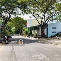 Bán Lô Đất Tái Định Cư Đất Lành Đường 13M 64M2 Giá Bán 1 Tỷ 700
-------
- Diện Tích: 64 M (Ngang 4M).