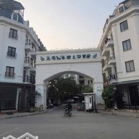 Nhà Vườn Green Park Hoàng Mai Giáp Ranh Hai Bà Trưngdiện Tích128 M 5 Tầng 14Mặt Tiền22 Tỷ Liên Hệ:0964519986