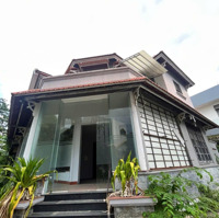 Cho Thuê Villa Mặt Phố Lê Văn Miến, Thảo Điền.diện Tích770M2 . Ngang 20X38. Giá 6.000$