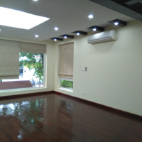 Bán Biệt Thự Kđt Dịch Vọng - Cầu Giấy 210M2 Xây 4,5 Tầng + Hầm 105 Tỷ Có Tt