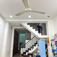 Về Quê Cần Bán Nhà 1 Trệt 1 Lầu Xây Tâm Huyết 2 Phòng Ngủ 1 Phòng Thờ Hướng Đông Nam Ngay Kdc Đông Đúc