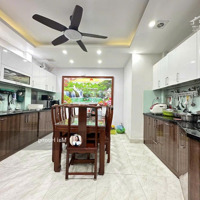 Bán Nhà Dịch Vọng, Cầu Giấy, Lô Góc 2 Thoáng 12.5Tỷ, 62M2, Vài Bước Ô Tô Tránh, Phân Lô, Kinh Doanh