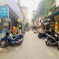 Bán tập thể tầng 1 Đào tấn 2 ngủ sổ đỏ chính chủ, siêu hiếm