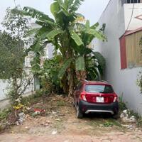 Đất đẹp lô góc Đặng Xá, đường thông ô tô tránh, DT 42m2. LH: 0379.483.926
