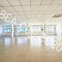 HOT!!! PHÒNG 300 M2 NGAY TRUNG TÂM GIÁ CHỈ 40 TR/THÁNG. LH: OFFICE DANANG – 0935 999 438