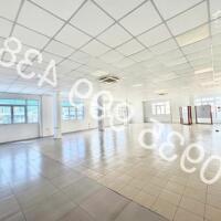 HOT!!! PHÒNG 300 M2 NGAY TRUNG TÂM GIÁ CHỈ 40 TR/THÁNG. LH: OFFICE DANANG – 0935 999 438