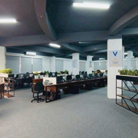 Cho Thuê Toà Nhà Mặt Phố Nguyễn Văn Huyêndiện Tích120M2X4 Tầngmặt Tiền8M Thông Sàn, Riêng Biệt, Đầy Đủ Pccc