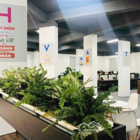 Cho Thuê Toà Nhà Mặt Phố Nguyễn Văn Huyêndiện Tích120M2X4 Tầngmặt Tiền8M Thông Sàn, Riêng Biệt, Đầy Đủ Pccc