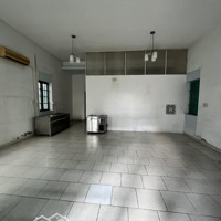 Biệt Thự Kiểu Cổmặt Tiềnđường Lớn - Thích Hợp Cafe Văn Phòng Sân Vườn Kho
