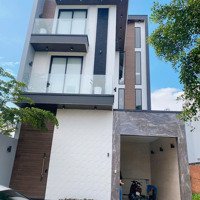 Nhà Phố Kdc Ven Sông Compound 24/7 Trệt 2L Tum 80.2M2 Full Nt Hiện Đại 11 Tỷcó Thương Lượng Liên Hệ: 0938620897