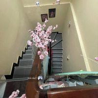 Bán Nhà Mặt Phố Kim Mã, 101 M2, Mặt Tiền 5.2M, Có Thang Máy, View Hồ, 55 Tỷ