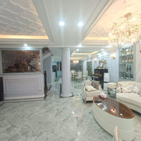 Siêu Phẩm! Lô Góc 3 Thoáng 3 Mặt Tiền, Ô Tô, 72M2X7T, Thang Máy, Full Nt Nhập Khẩu, Giá Tốt Nhất Cg