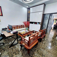 Bán Gấp Nhà Phố Yên Lạc Khu Phố Víp Nhất Hai Nà Trưng Diện Tích 60M 5 Tầng Thang 18,8 Tỷ.