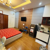 Chính Chủ Cho Thuê Phòng Ở Tầng 3 Số 77 Lê Đại Hành: Diện Tích 30M, Khép Kín, Đủ Đồ, Có Thang Máy
