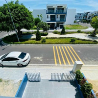 Lô Góc Đẹp Đường Bồn Hoa Rộng 27Met Thông Thẳng Qua Hồ Bơi Capella Gói 8 Mỹ Gia Chỉ 36 Triệu/M2 Bao Cọc