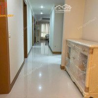 Cho Thuê Căn Hộ Chung Cư Essensia 3 Phòng Ngủ 150M2, Hướng Đông Nam Nội Thất Sịn Giá Hấp Dẫn