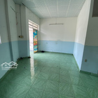 Nhà Mặt Tiền Đường Gò Cát P Phú Hữu Q9 1 Trêt 1 Gác 1 Phòng Ngủriêng Biêt Điện Nước Chính 3, 5 Triệu 0902966926