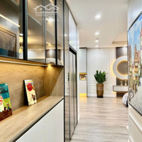 Bán Căn Hộ Golden Park 96M 3 Phòng Ngủ 2 Vệ Sinhfull Nội Thất Cao Cấp Giá Bán 8.65 Tỷ Liên Hệ: 0964460878