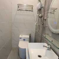 Chính Chủ Cho Thuê Nhà Nguyên Căn, Nguyễn Trãi Q1, 2 Phòng Ngủ Full Nội Thất Mới 100%. Giá 10 Triệu