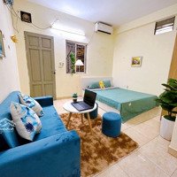 Ccmn Ngay Gần Ngã Tư Sở- Chính Kinh Gái Siêu Rẻ