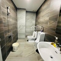 Cho Thuê Nhà Phố Phú Mỹ Vạn Phát Hưng Có Thang Máy 50 Triệu/Tháng Sàn Trống Suốt