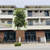 Chỉ Bỏ Ra 2,3 Tỷ Có 1 Căn View Sông 90M2 Hàng Hiếm - 12 Tháng Khôg La~I Kđt Centa City Từ Sơn