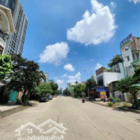 Bán Cặp Góc 3 Mặt Tiền Độc Nhất Vô Nhị Khu 550 Dĩ An , Bình Dương . Sát Vincom