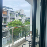 Văn Phòng Trệt + Lầu 1 Full Nội Thất,Thang Máy,Máy Lạnh Âm Tường,Giá Hợp Lý Tại Vạn Phúc City.