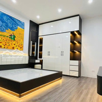 Chính Chủ Bán Căn C14 - Bộ Công An, Giá Siêu Hời 5 Tỷ, 82.5M2, 2 Phòng Ngủ 2 Vệ Sinh Liên Hệ: 095873688