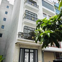 Cho Thuê Lẻ Tầng 5 Trong Chdv 7 Tầng Có Thang Máy, Siêu Đẹp Tại Mậu Lương, Hà Đông