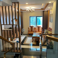 Góc 2Mt Nguyễn Văn Trỗi - Nguyễn Đình Chínhdiện Tích35X40M Có Hdt 320 Triệu/Tháng Giá Bán 116 Tỷ