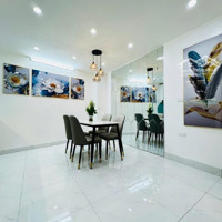 Bán Nhà Phố Trạm Full Nội Thất, Ô Tô 20M - 40M2 X 5T Hơn 5 Tỷ