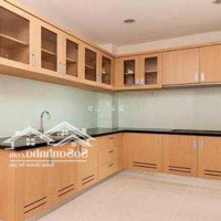 Căn Hộ Starlight Riverside, Ngay Cầu Hậu Giang, 72M2, 2 Phòng Ngủ 2 Vệ Sinhntcb, 9 Triệu/Th. Linh 0902505279
