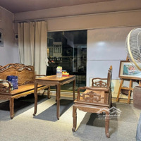 Siêu Phẩm Nhà Mặt Phố Của Hoạ Sỹ Tài Ba Bậc Nhất Hà Thành. Chủ Nhân Thiết Kế Hàm Cá Mập