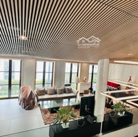 Biệt Thự Cho Thuê 200 Triệu, 275M2 Tại Vinhomes Central Park, Bình Thạnh, Hcm
