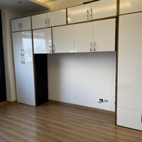 Chị Gái E Chuyển Sang Căn 3 Phòng Ngủnên Cần Nhượng Lại Căn 2 Phòng Ngủchung Cư Viện 103. Diện Tích: 82,5M, Thiết Kế 2Pn